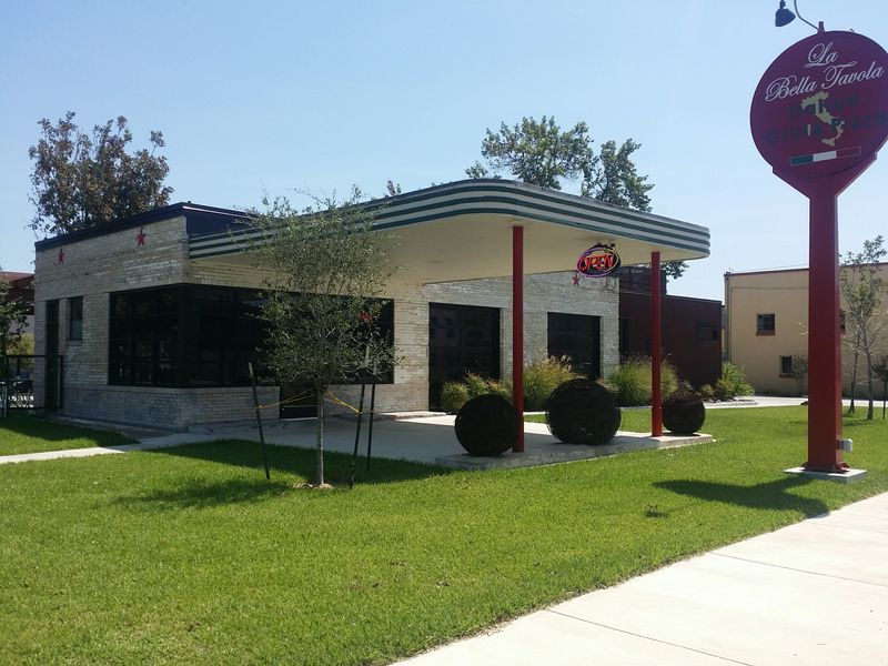 La Bella Tavola (Cuero)