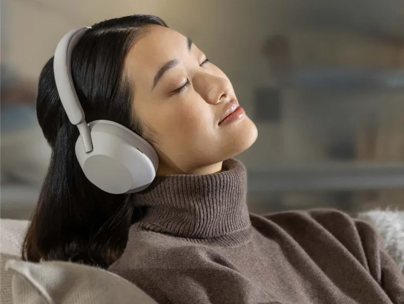Sony WH-1000XM5 noise-cancelling headphones