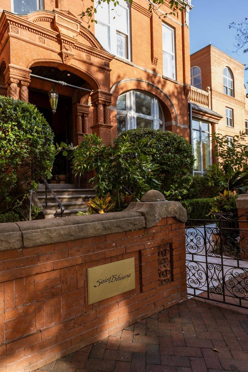 Saint Bibiana (Savannah): Coastal Italian in a go-out setting