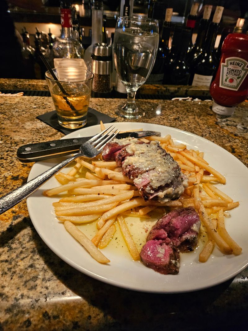 Lunch Hours, Big Flavor