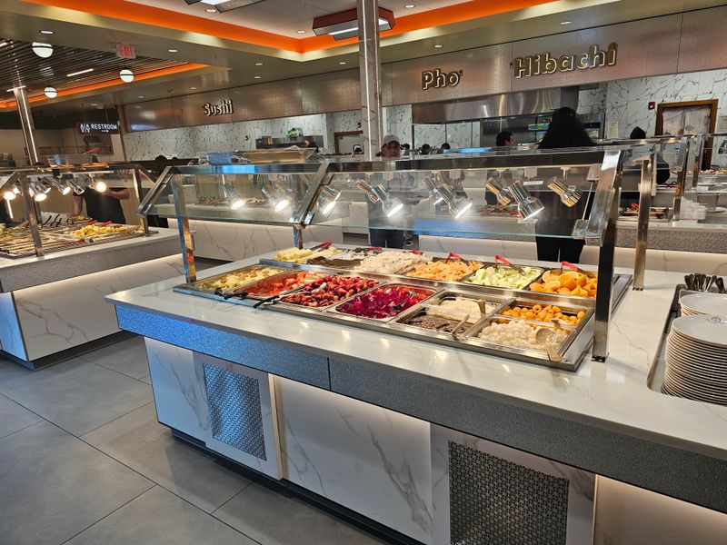 Golden Apple Buffet - Omaha