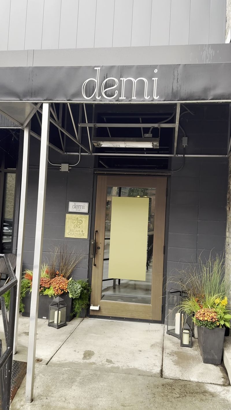 Reservations and Hours