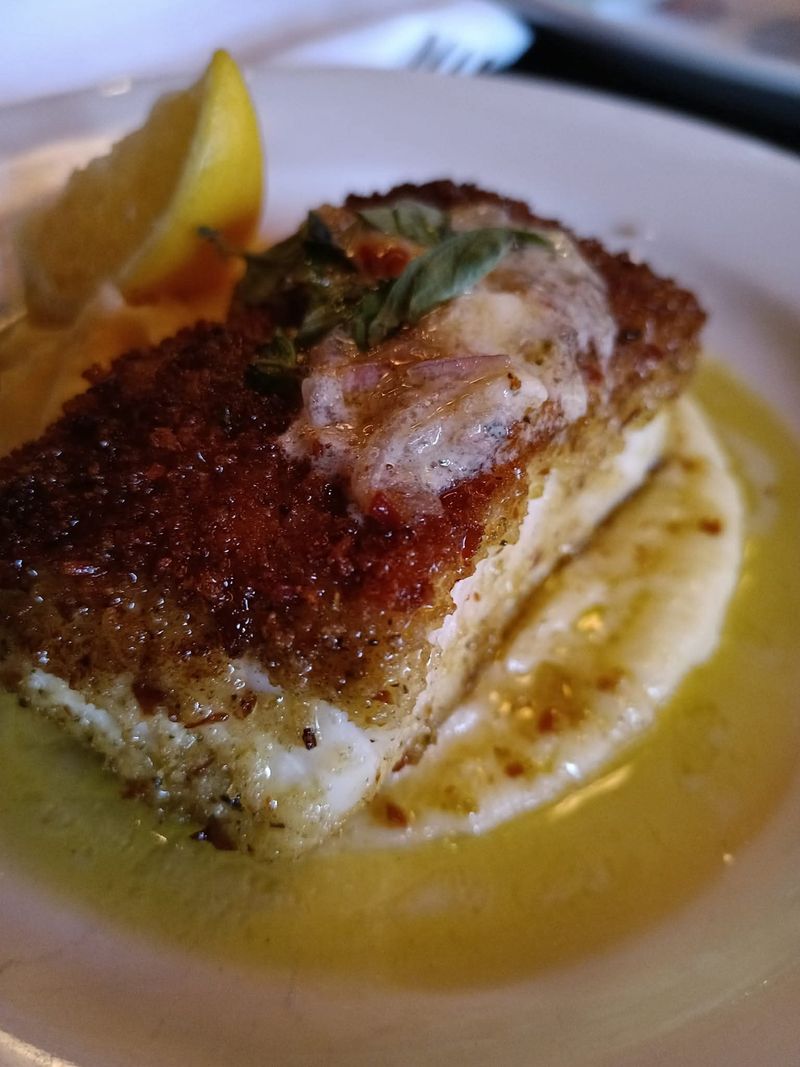 Seafood With Crisp, Clean Edges