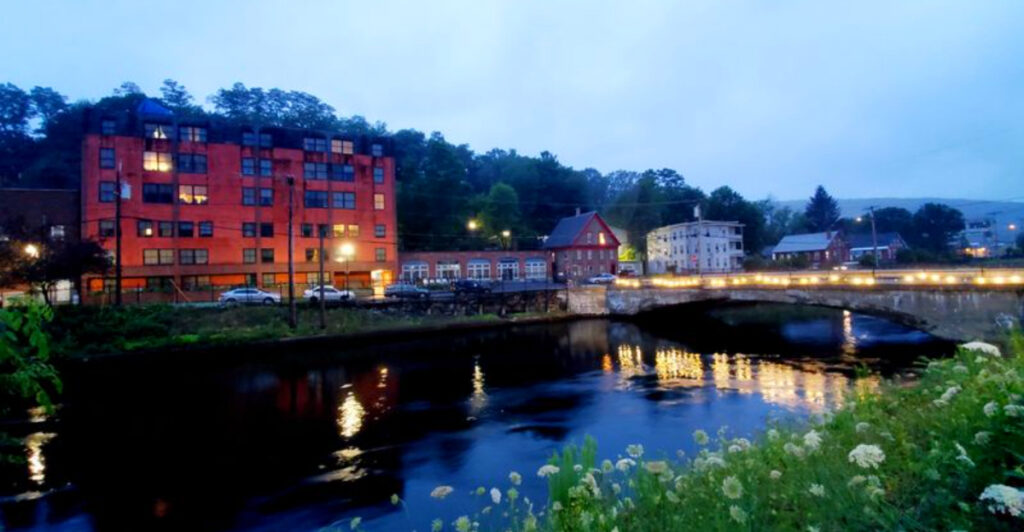 Vermont’s Scenic Village Where History, Culture, and Nature Come Together
