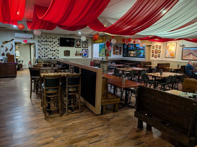 Don Cha Peruvian Food (seafood specialties)