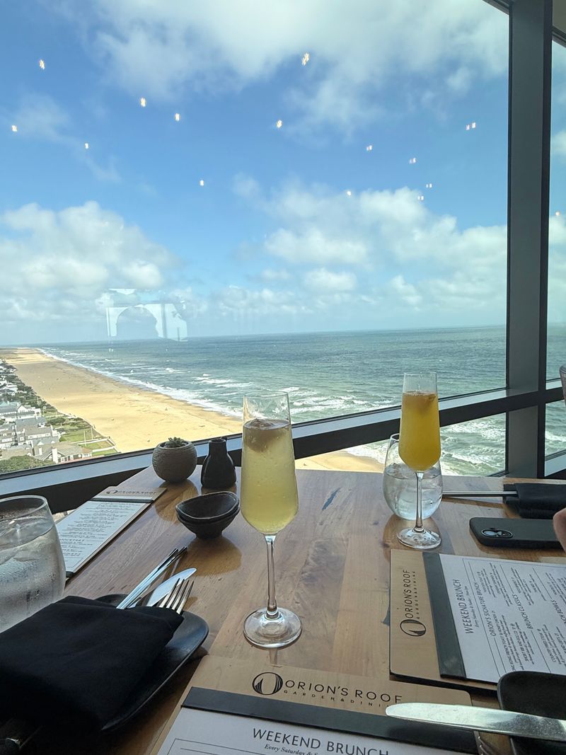 Rooftop Arrival and First Impressions