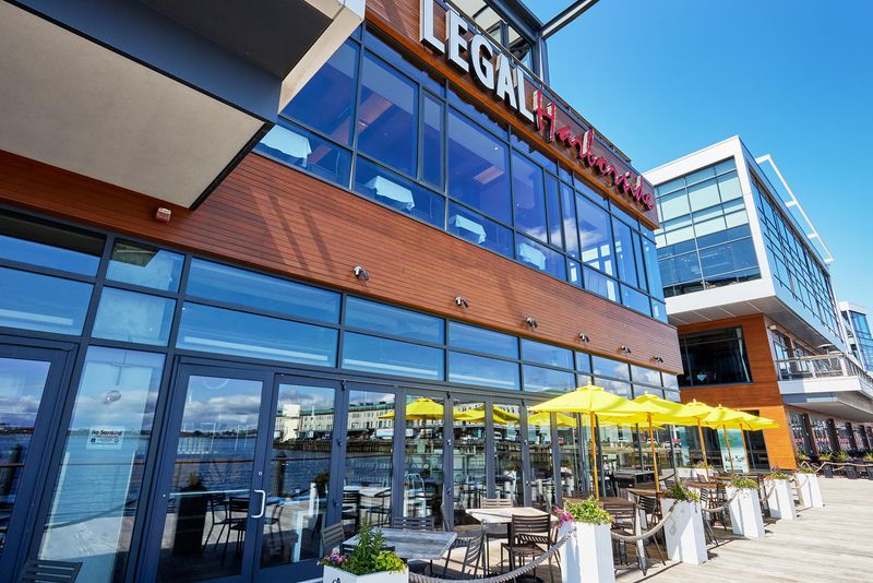 Legal Sea Foods – Harborside (Legal Harborside) – Boston Seaport
