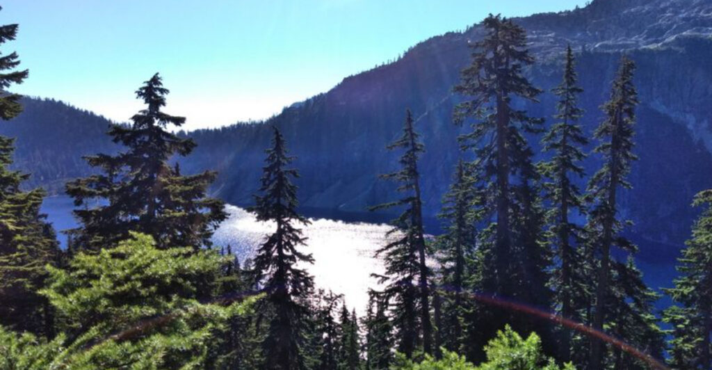 Washington’s Mountain Escape: Swimming, Hiking, and Camping at a Hidden Lake