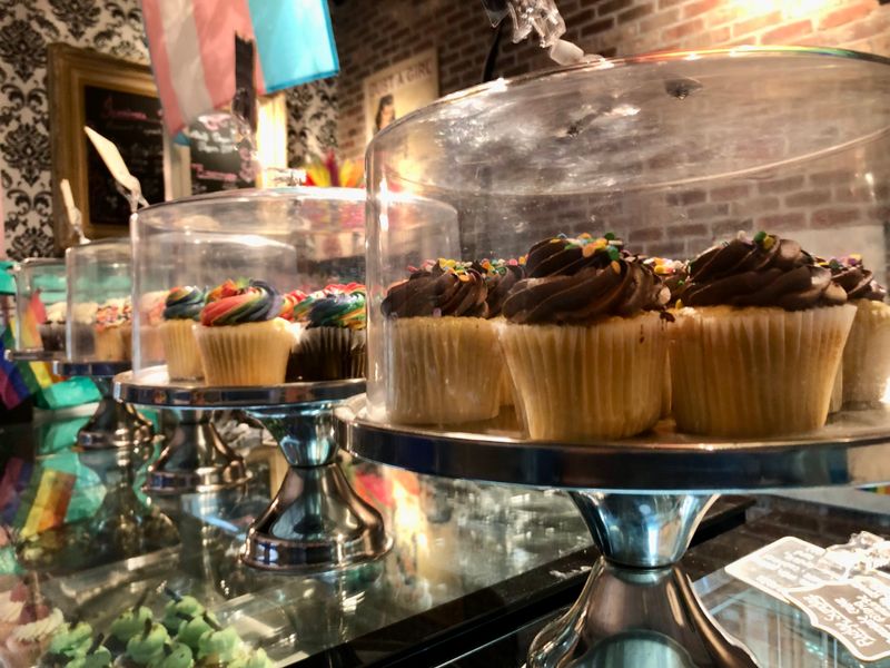 Jennivee's Bakery & Cafe – Chicago, IL