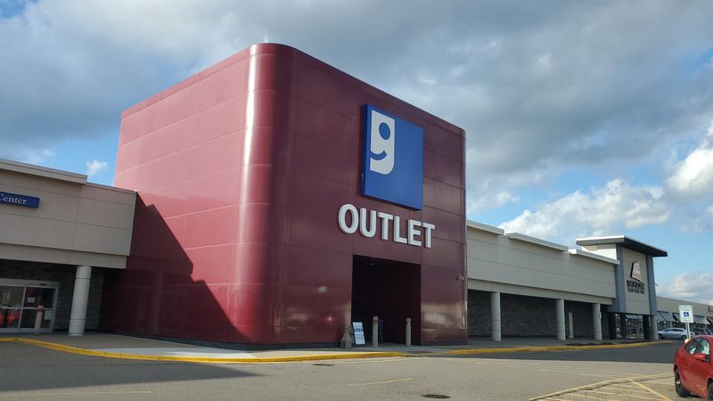 Plan Your Perfect Canton Outlet Run