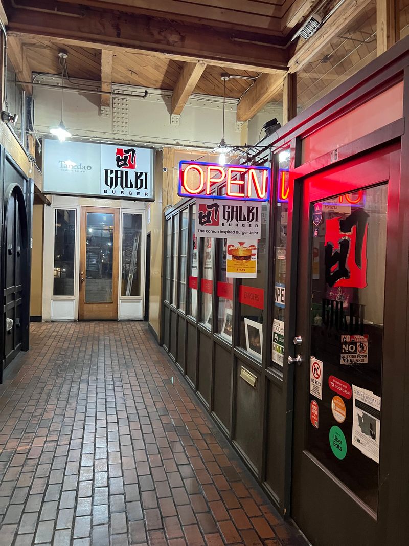 Location And Parking Tips