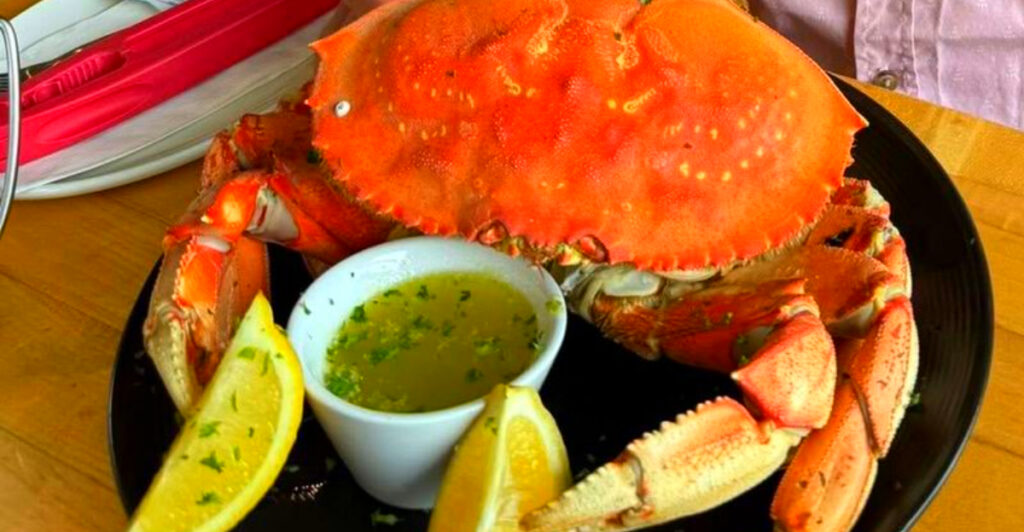 Where Locals in Oregon Get the Freshest Dungeness Crab (Without the Tourists)