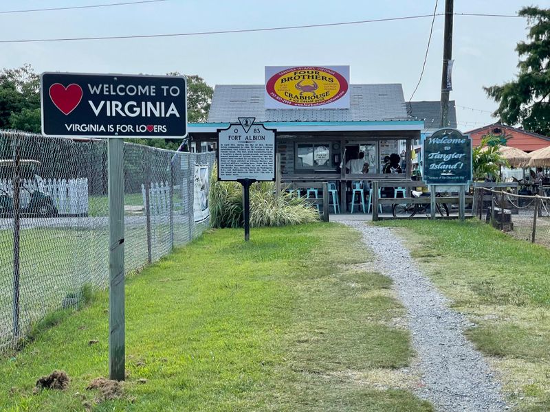 Eating With The Day-Tripper Clock