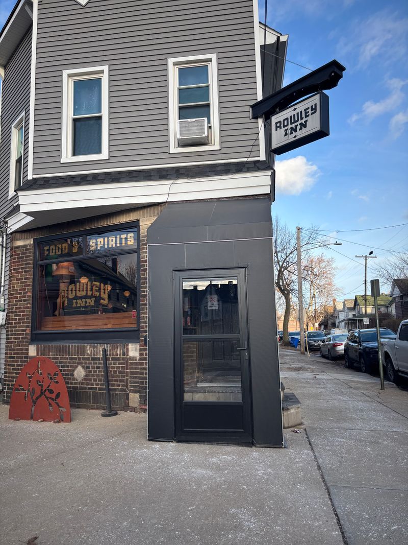 Location, Hours, and First Visit Tips