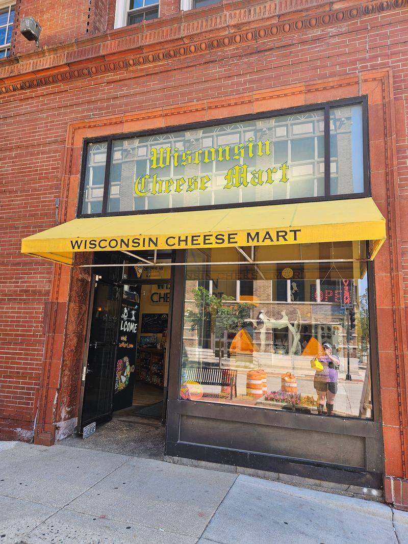 Wisconsin Cheese Mart – Milwaukee
