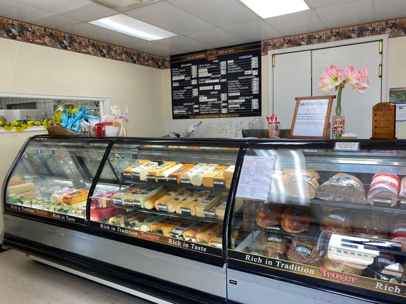 Dutch Oven Bakery — Falkville