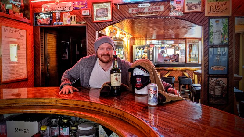 Del’s Bar – La Crosse, WI