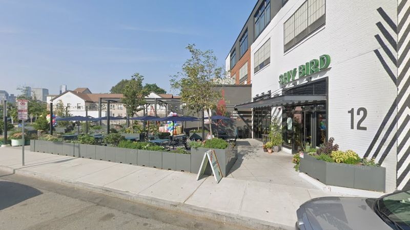 Bardo's Bar Pizza – Southie's Crispy Bar-Pie Hotspot