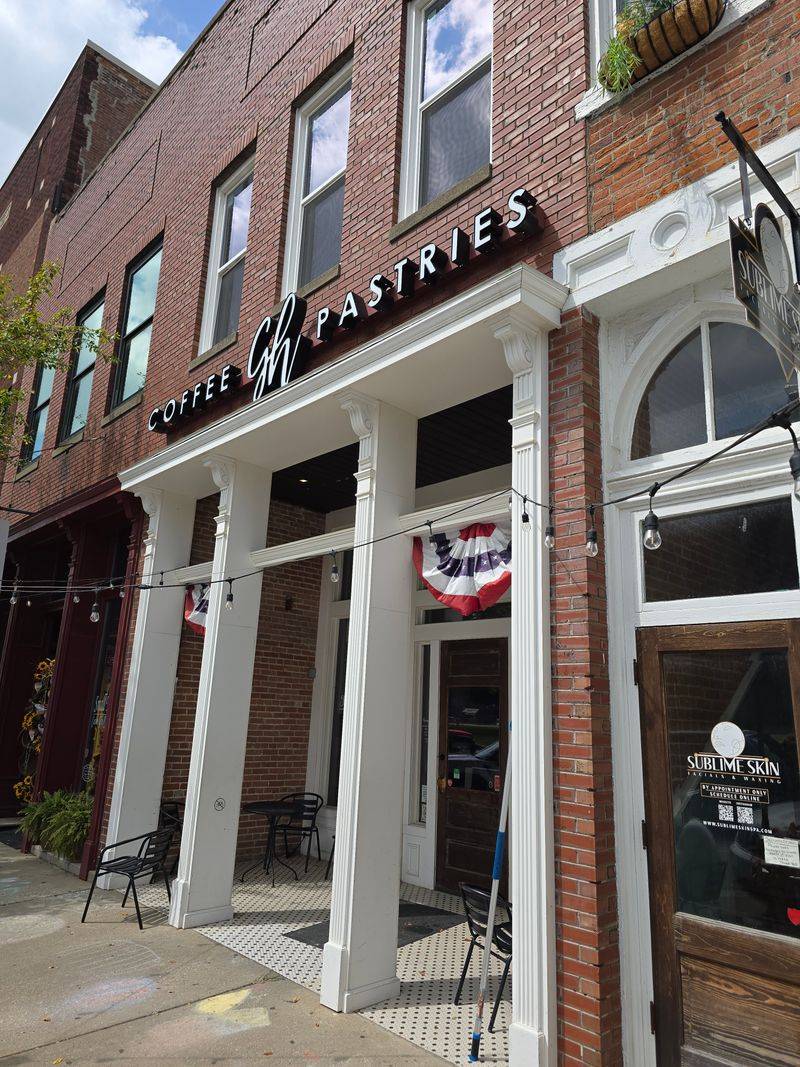 Guest House Coffee and Pastries - Lincoln, IL