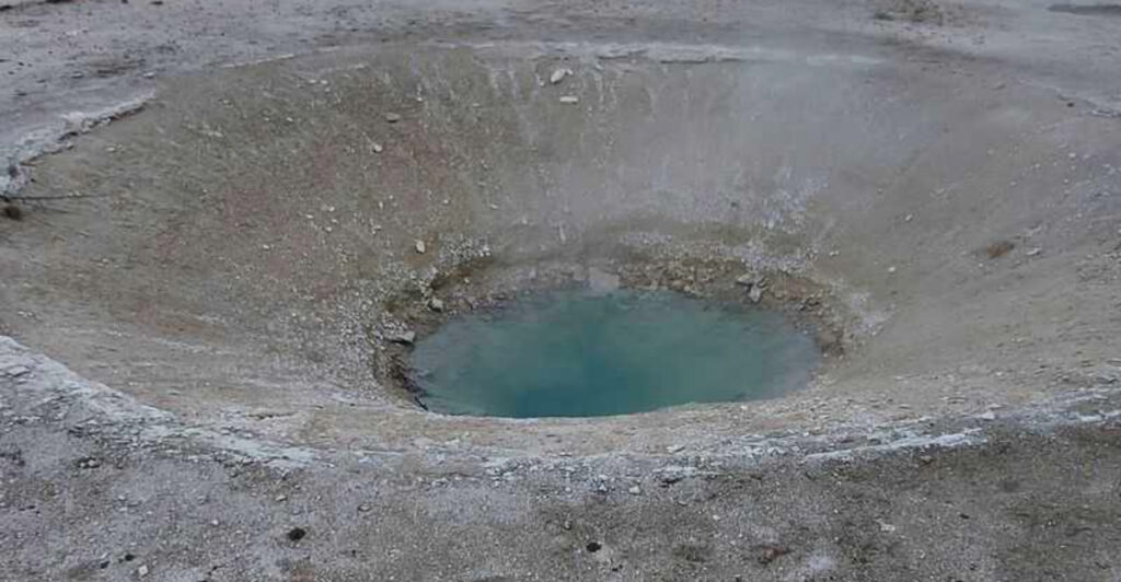 Yellowstone’s Steamboat Geyser Goes Quiet: World’s Tallest Geyser Enters an Uncertain Phase