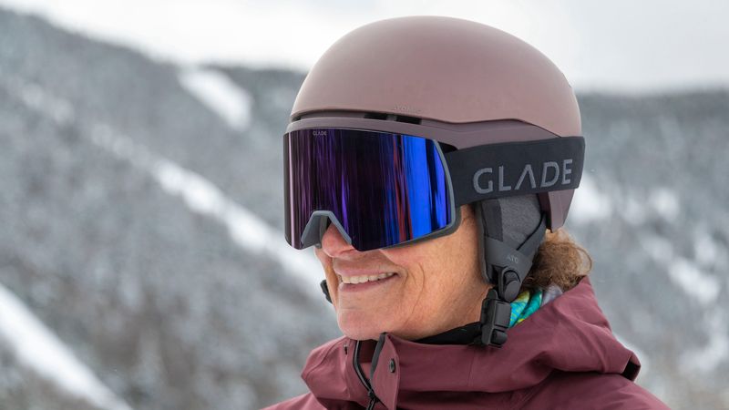 Glade Adapt 2 (REVEAL photochromic with a wide VLT range)
