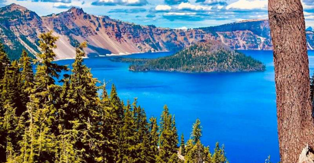 10 ‘Bluer-Than-Blue’ Water Spots in the U.S. People Don’t Believe Are Real