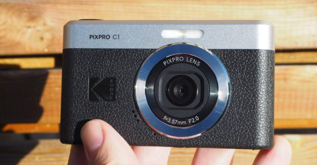 10 Compact Cameras That Capture the Feeling of a Place