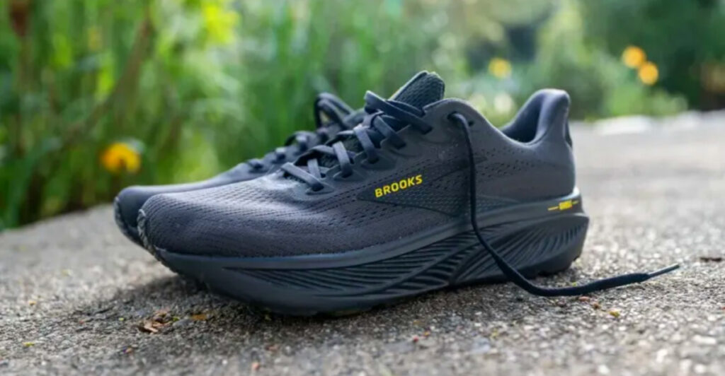 10 Shoes Travelers Secretly Love After Walking All Day