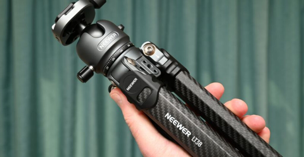 10 Travel Tripods That Don’t Feel Like Carrying a Brick