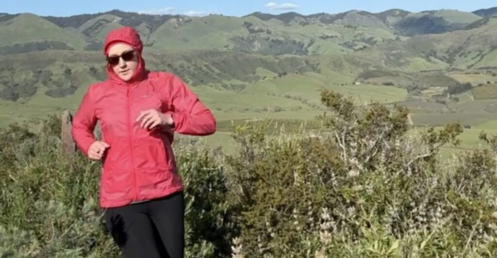 10 Windproof Jackets That Make Cold Days Feel Easier