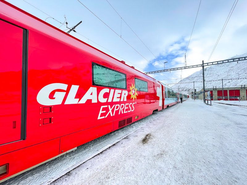 Glacier Express (Switzerland): Zermatt ↔ St. Moritz