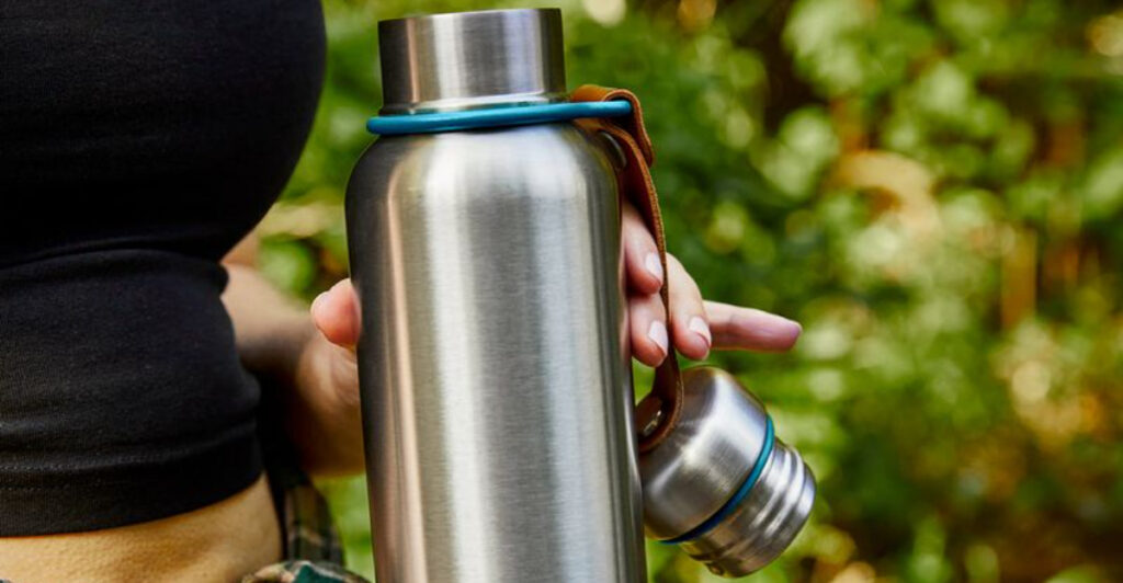 12 Travel Essentials That Every Urban Explorer Swears By