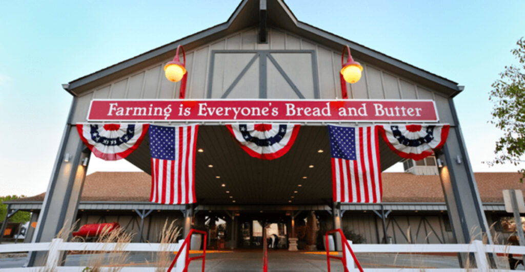 13 Iowa Pork Tenderloin Spots I Crossed The State To Try (8 Of Them Surprised Me)