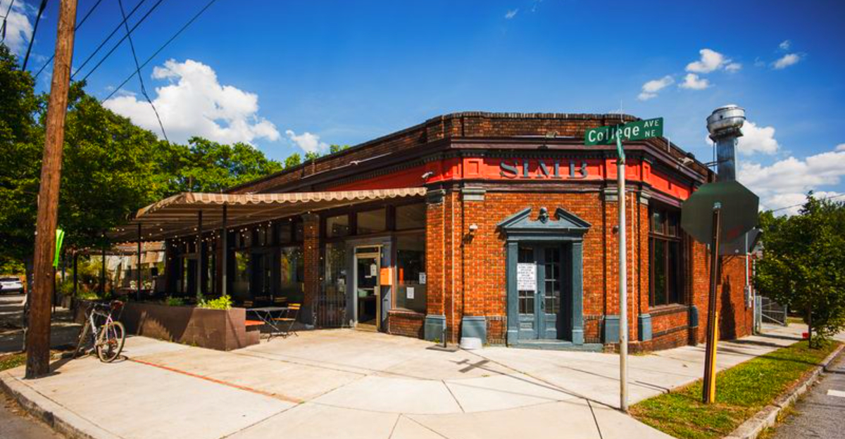 14 Georgia Cafés Where Brunch Portions Are Bigger Than the Plate