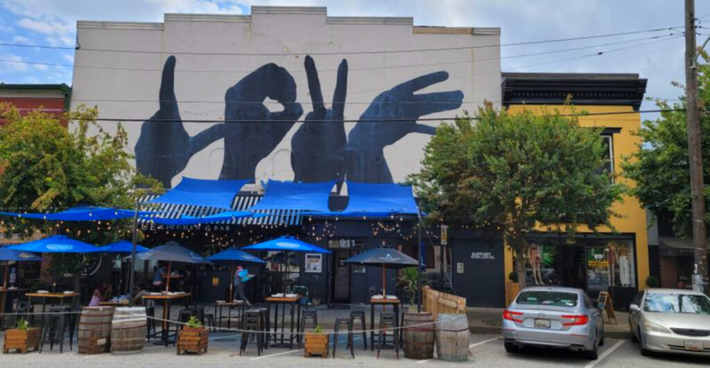 15 Baltimore Crab-Cake Spots That Turn First-Timers Into Regulars