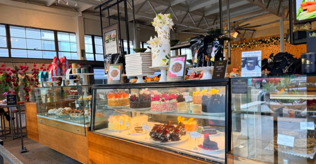 15 California Dessert Bars That Are a Feast for Your Eyes and Stomach