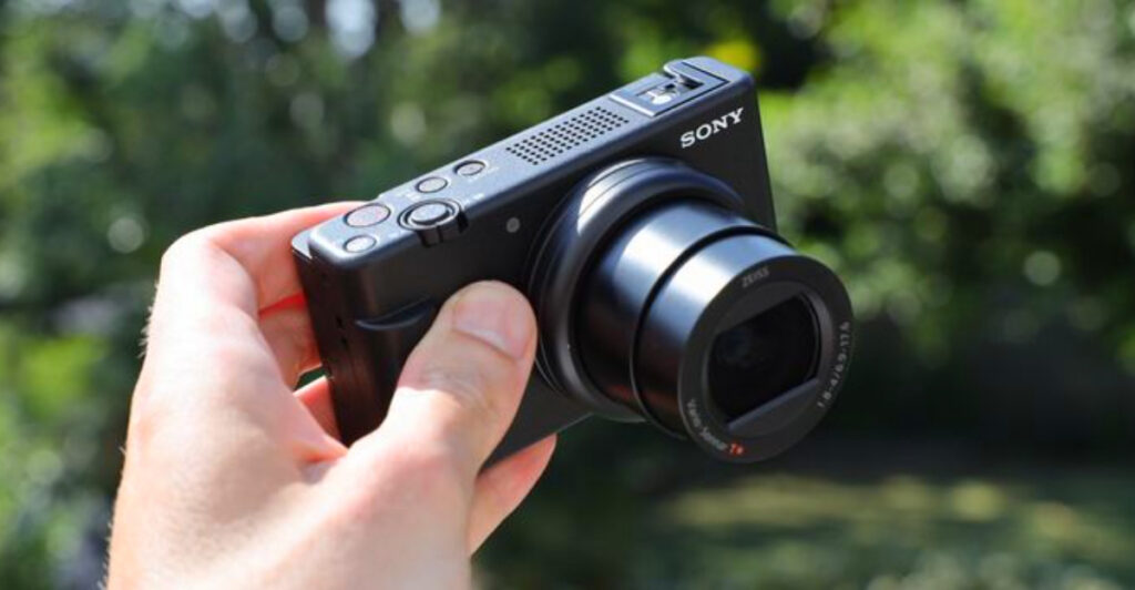 15 Compact Cameras Perfect for Documenting Thru-Hikes