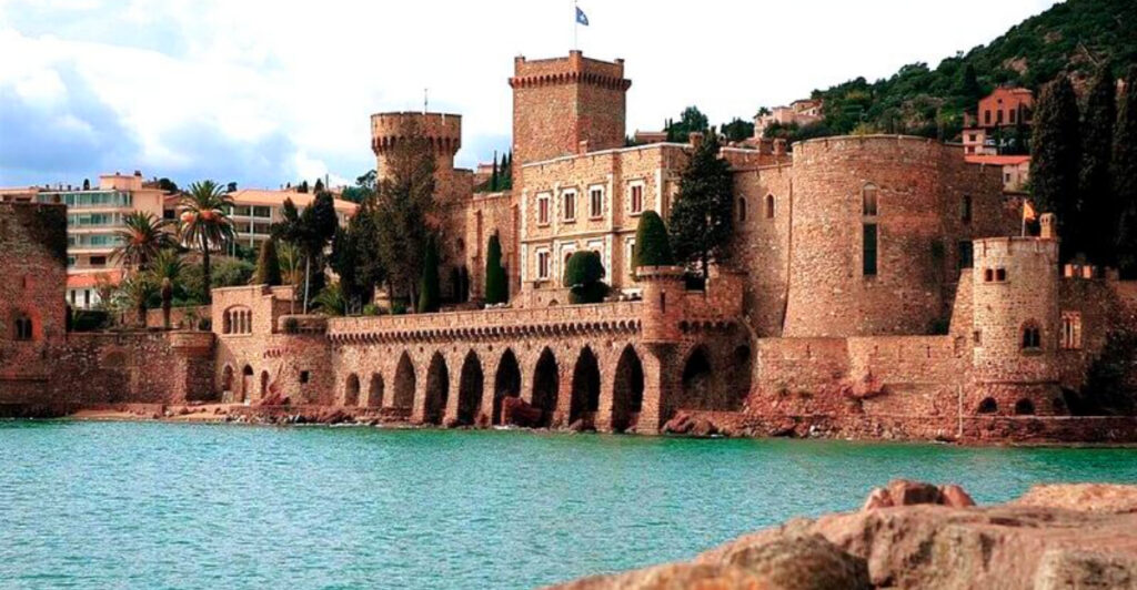 15 European Cities That Feel Like a ‘Two Trips in One’ (City + Beach)