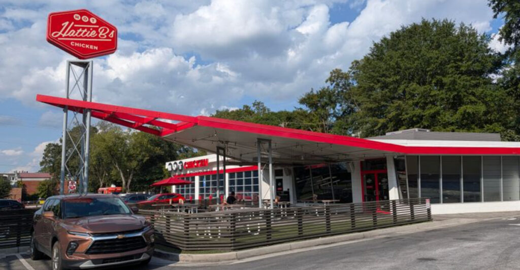 15 Georgia Fried Chicken Spots Where the Sides Are the Real Main Event