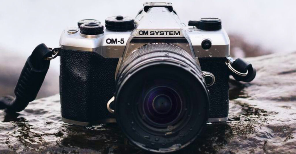 15 Lightweight Cameras That Don’t Sacrifice Image Quality Outdoors