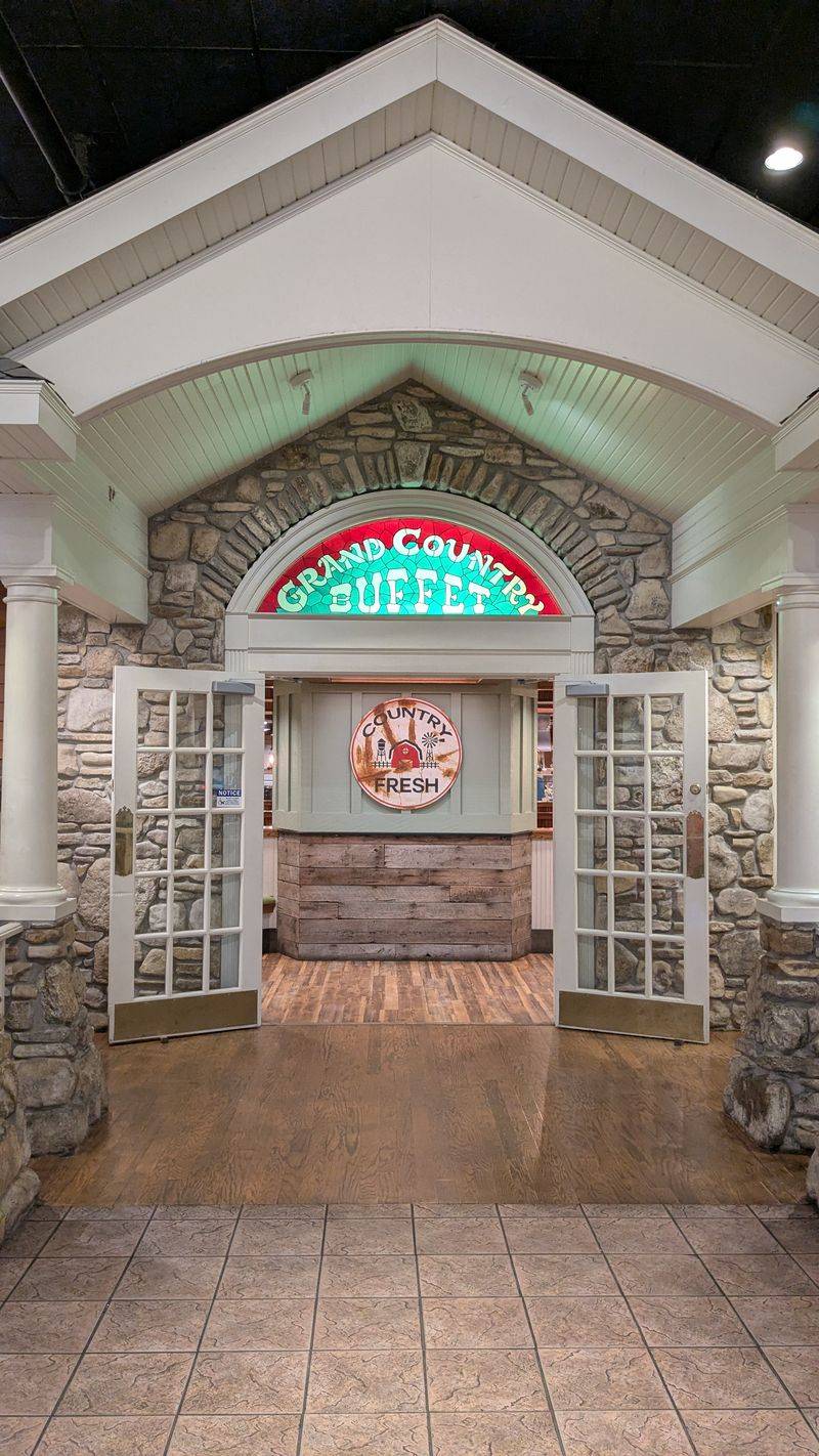 Grand Country Buffet — Branson’s Comfort & Variety Classic