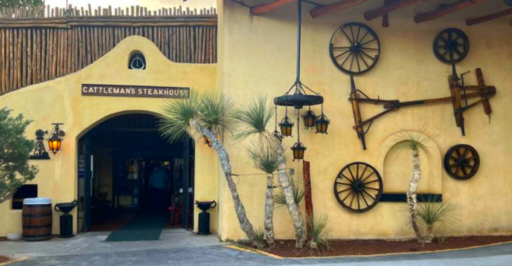 16 El Paso, TX Family Restaurants With Enormous Dinner Portions