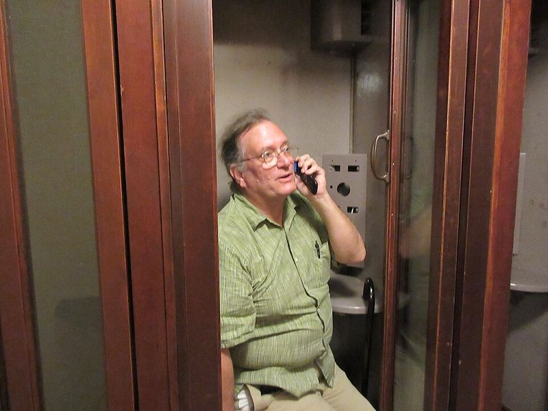 Phone Calls with Real Operators