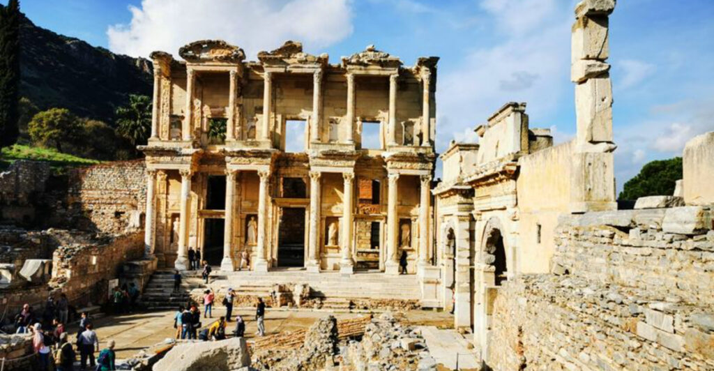 17 Ancient Cities That Still Stand and Welcome Visitors Today