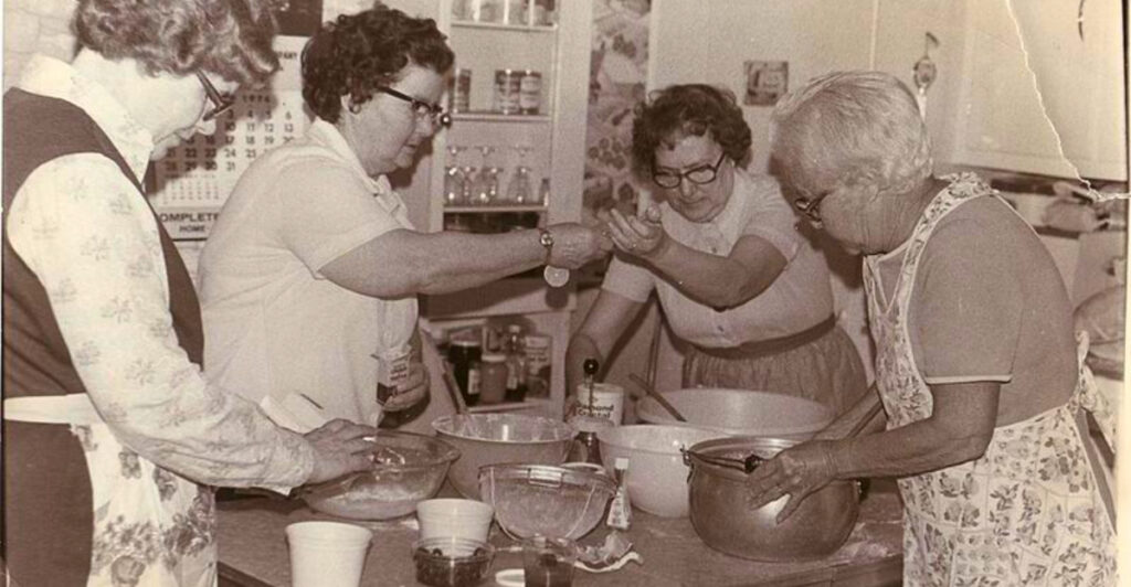 17 Old School Kitchen Habits That Baffle Gen Z