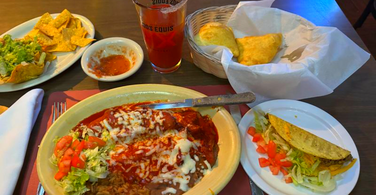 18 Albuquerque, NM Restaurants With Hearty Portions You Can’t Finish