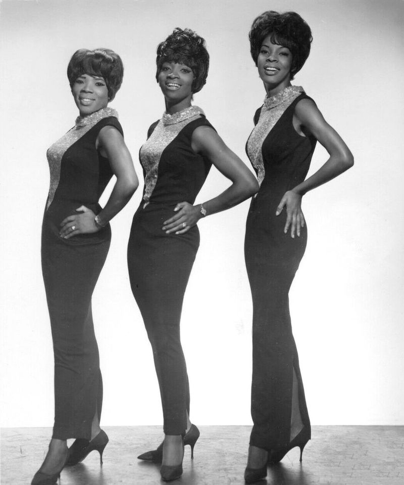 Dancing in the Street - Martha and the Vandellas (1964)