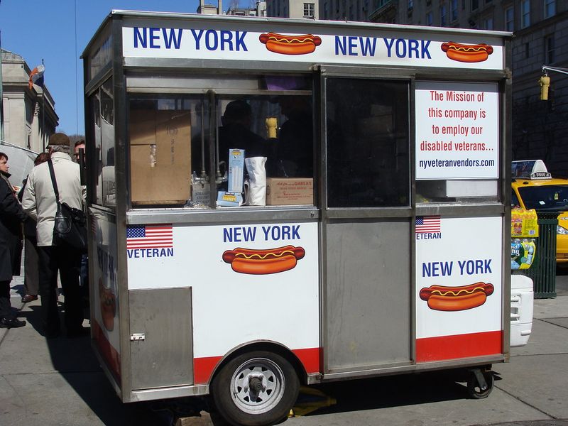 New York City, NY – Hot Dogs