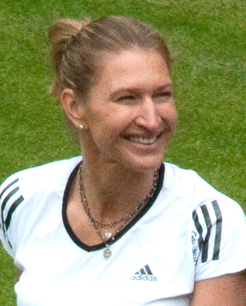 2. Steffi Graf (22 Grand Slams)