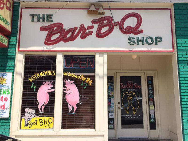 3) The Bar-B-Q Shop (Midtown)
